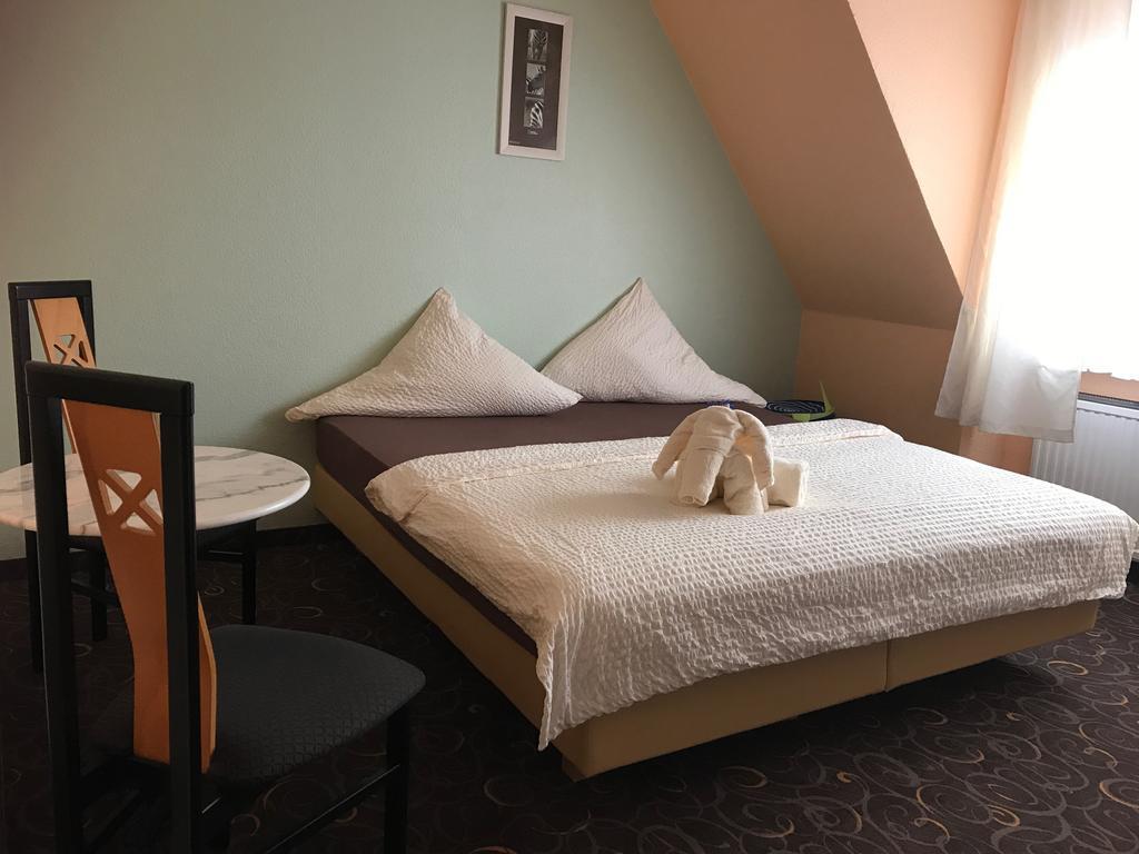 Hotel Seemeile คุกซ์ฮาเวน ภายนอก รูปภาพ