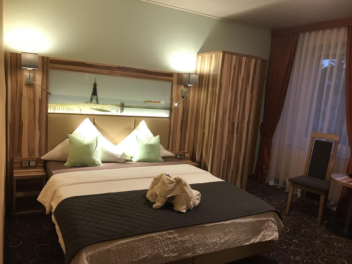 Hotel Seemeile คุกซ์ฮาเวน ภายนอก รูปภาพ